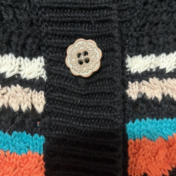 POL Crochet Lace Sleeves Button Down Cardigan - Picture 5 of 7